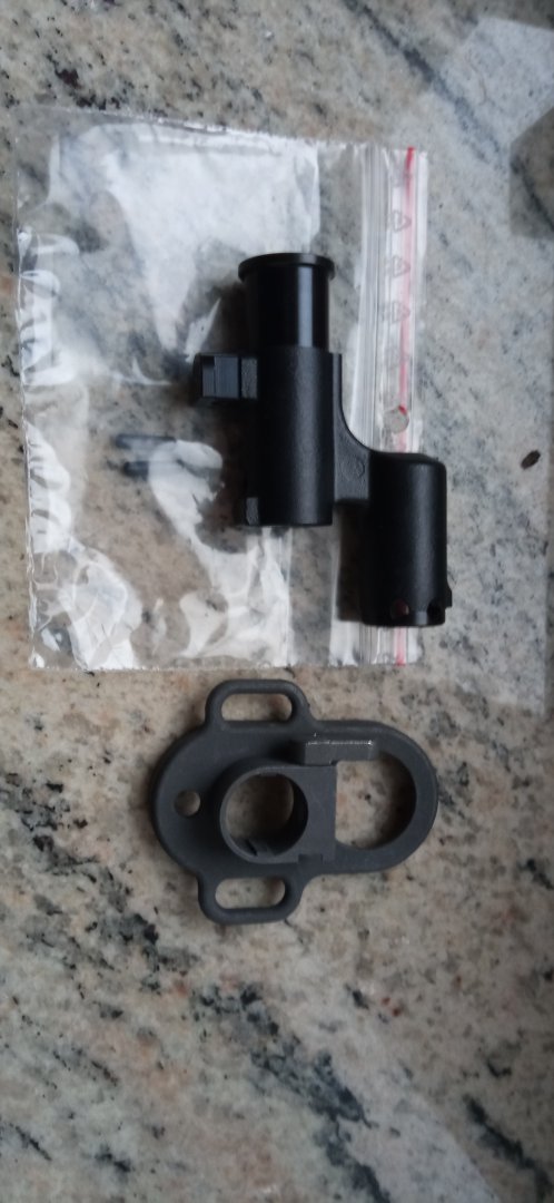 NOS Beryl handguard retainer. NOS Beryl gas block with bayonet lug and ...