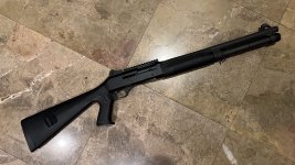 Benelli M4 (w/ +2 mag tube extension)