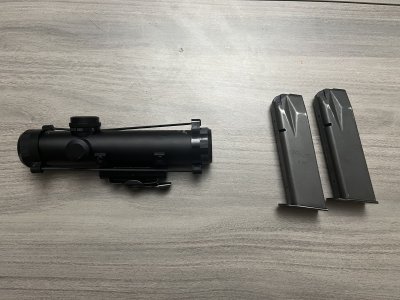 Carry handle scope and p226 mags