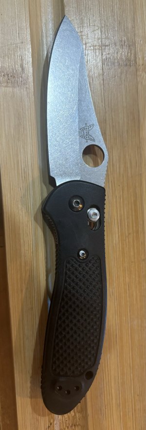 WTS- Sala dbi heavy duty carabiners/ full size griptillian knife