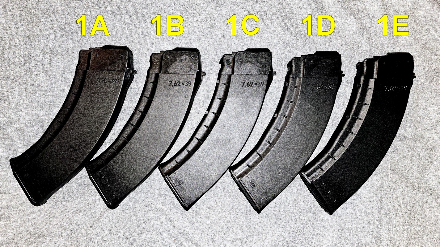 AK-103Mmags-02.jpg